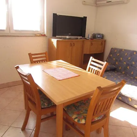 Gostinjska kuća House Damir 3*