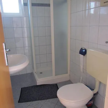 House Damir Guest house