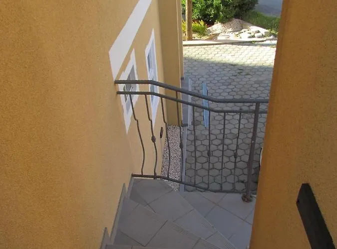 House Damir Affittacamere 3*